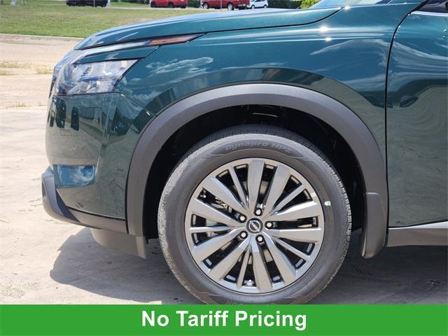 new 2025 Nissan Pathfinder car, priced at $44,646