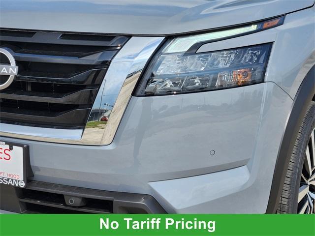 new 2025 Nissan Pathfinder car, priced at $47,411