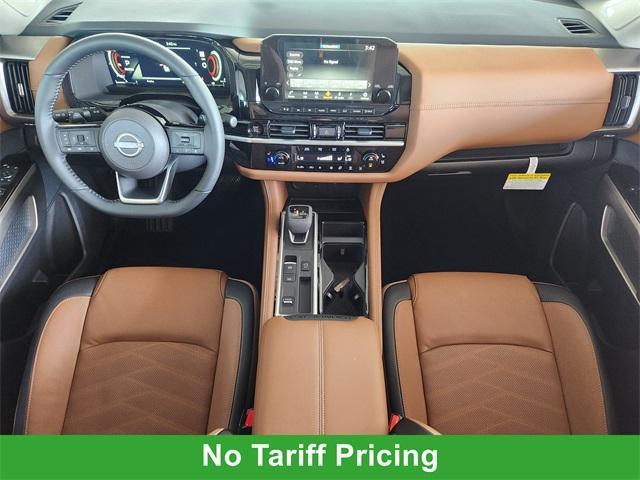 new 2025 Nissan Pathfinder car, priced at $47,996
