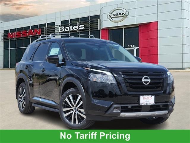 new 2025 Nissan Pathfinder car, priced at $50,314