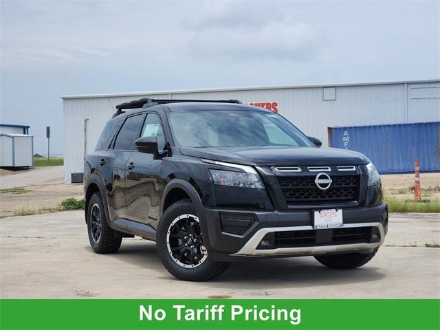 new 2025 Nissan Pathfinder car, priced at $43,799