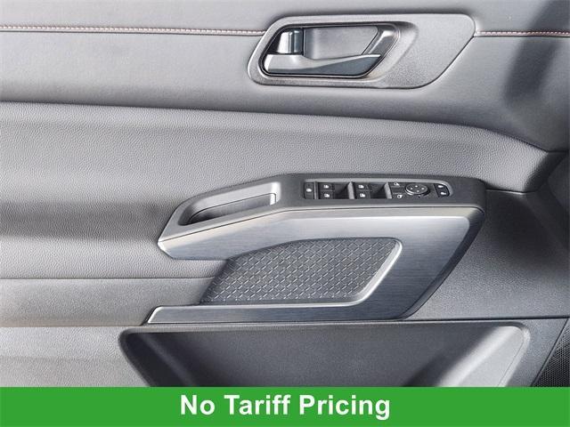 new 2025 Nissan Pathfinder car, priced at $43,799