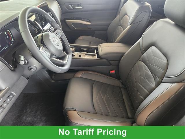 new 2025 Nissan Pathfinder car, priced at $48,913