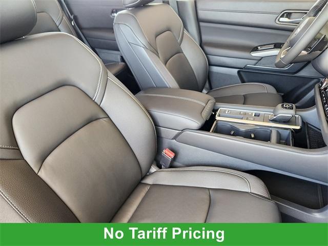 new 2025 Nissan Pathfinder car, priced at $42,685