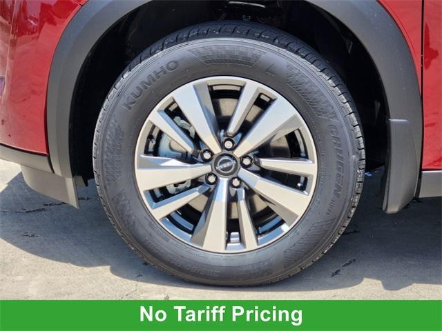 new 2025 Nissan Pathfinder car, priced at $42,685
