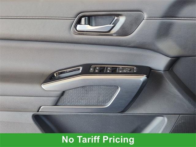 new 2025 Nissan Pathfinder car, priced at $42,685