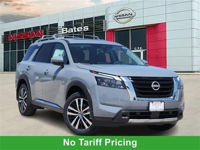 new 2025 Nissan Pathfinder car, priced at $48,819