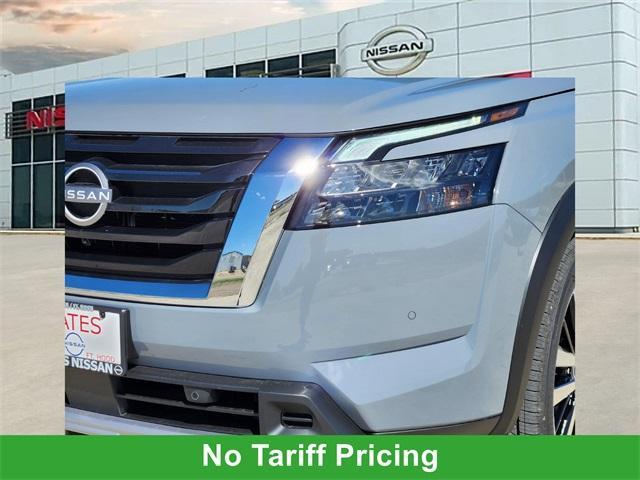 new 2025 Nissan Pathfinder car, priced at $49,853