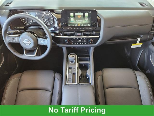 new 2025 Nissan Pathfinder car, priced at $43,402