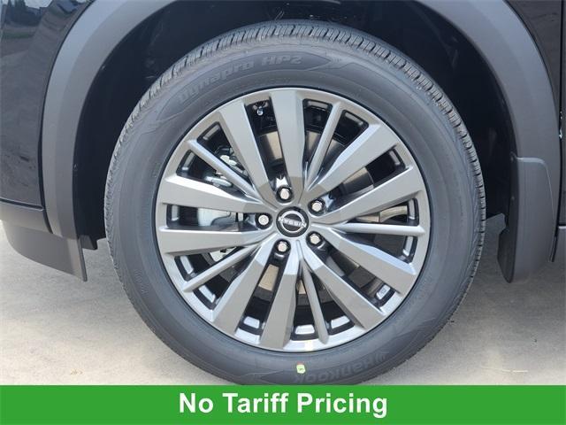 new 2025 Nissan Pathfinder car, priced at $44,702