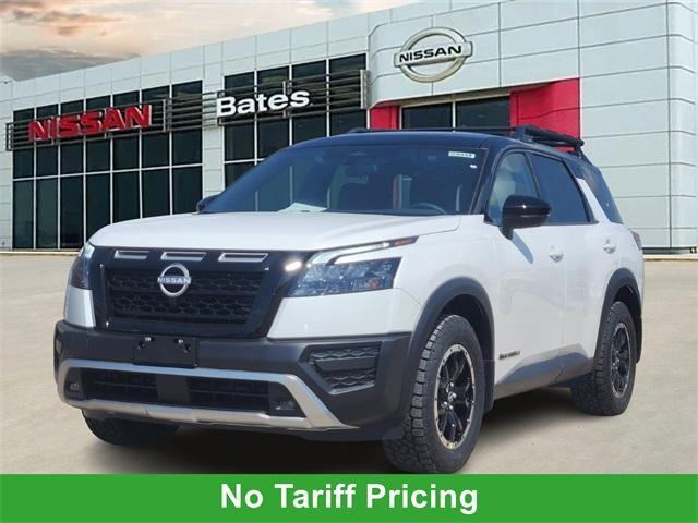 new 2025 Nissan Pathfinder car, priced at $39,763