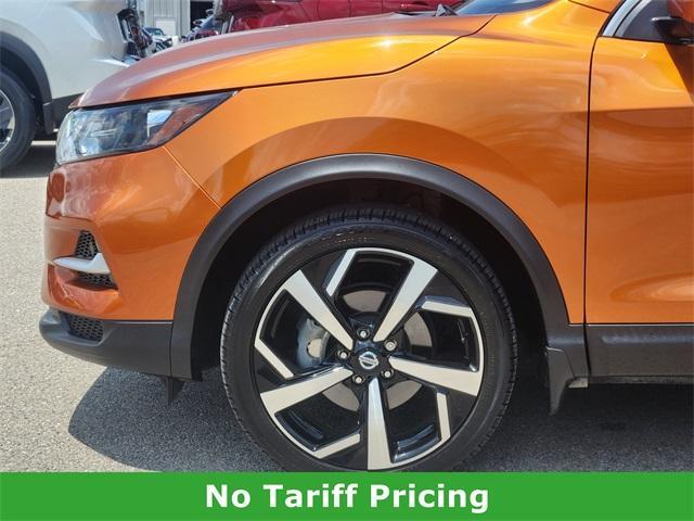used 2022 Nissan Rogue Sport car, priced at $22,222