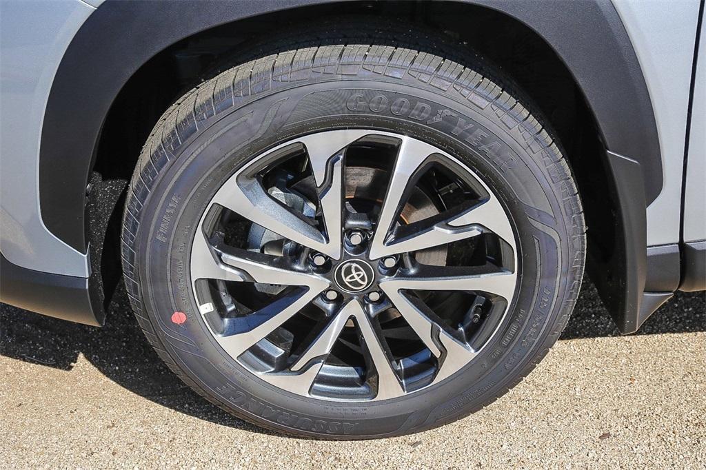 new 2025 Toyota Corolla Cross car, priced at $32,043