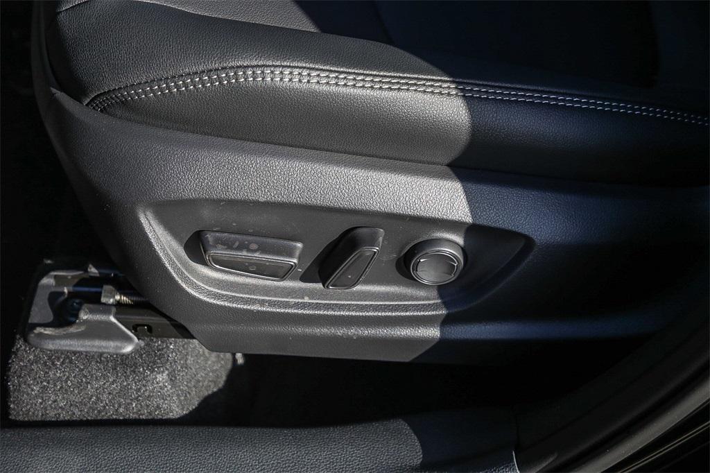 new 2025 Toyota Corolla Cross car, priced at $32,043