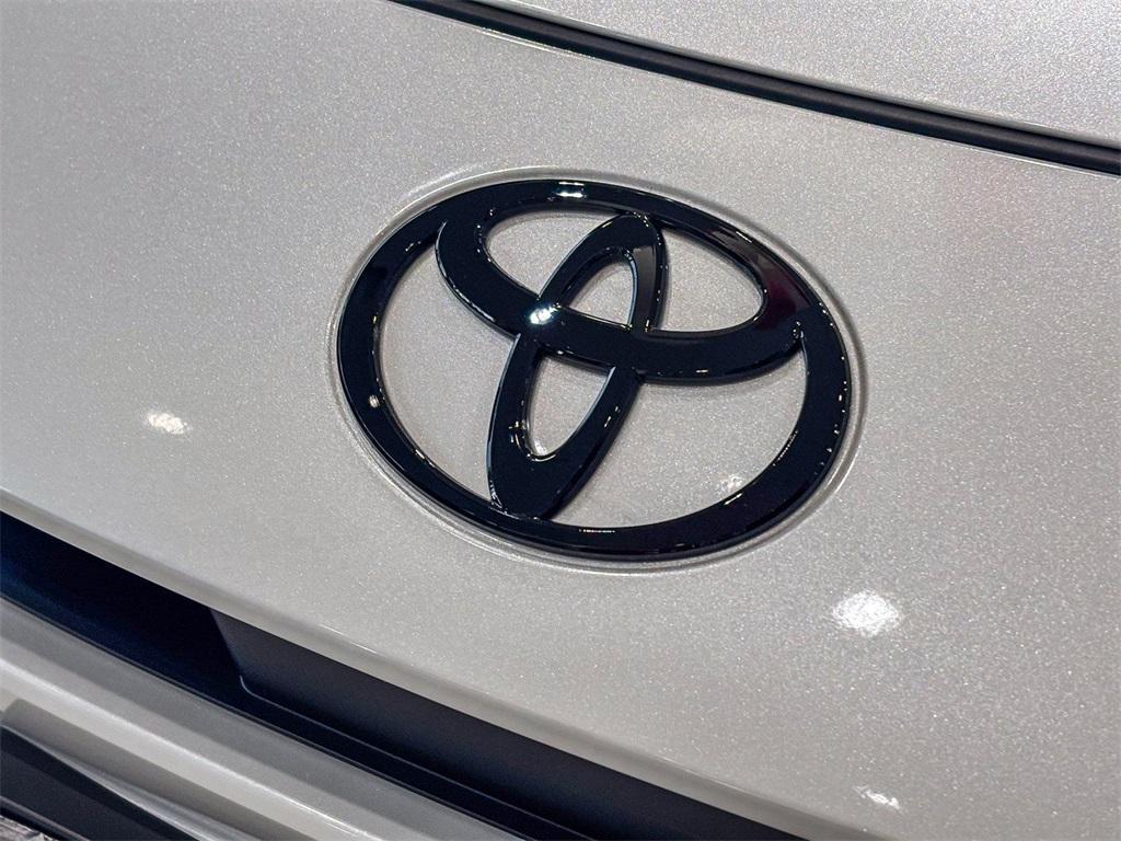 new 2026 Toyota Prius Plug-In Hybrid car, priced at $39,433