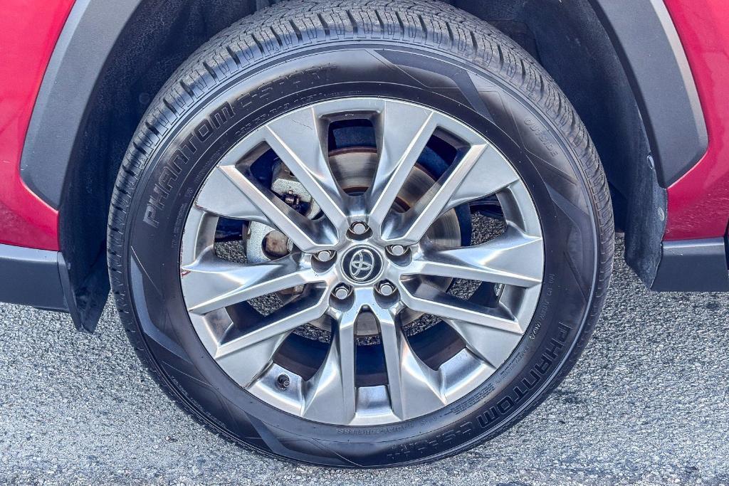 used 2020 Toyota RAV4 car, priced at $20,300