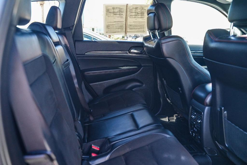 used 2021 Jeep Grand Cherokee car, priced at $28,900