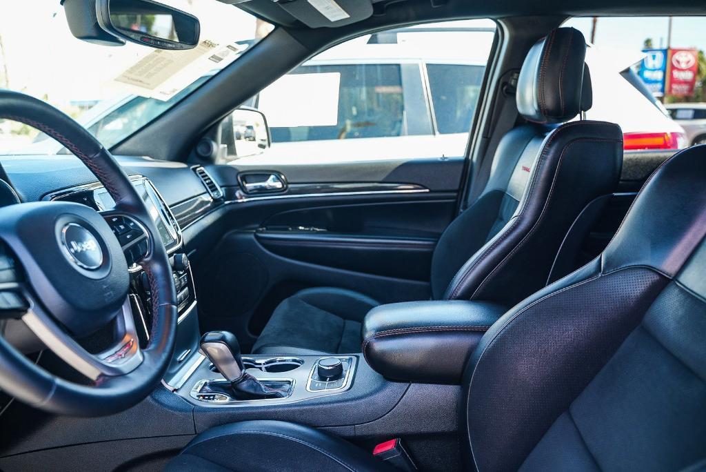 used 2021 Jeep Grand Cherokee car, priced at $28,900