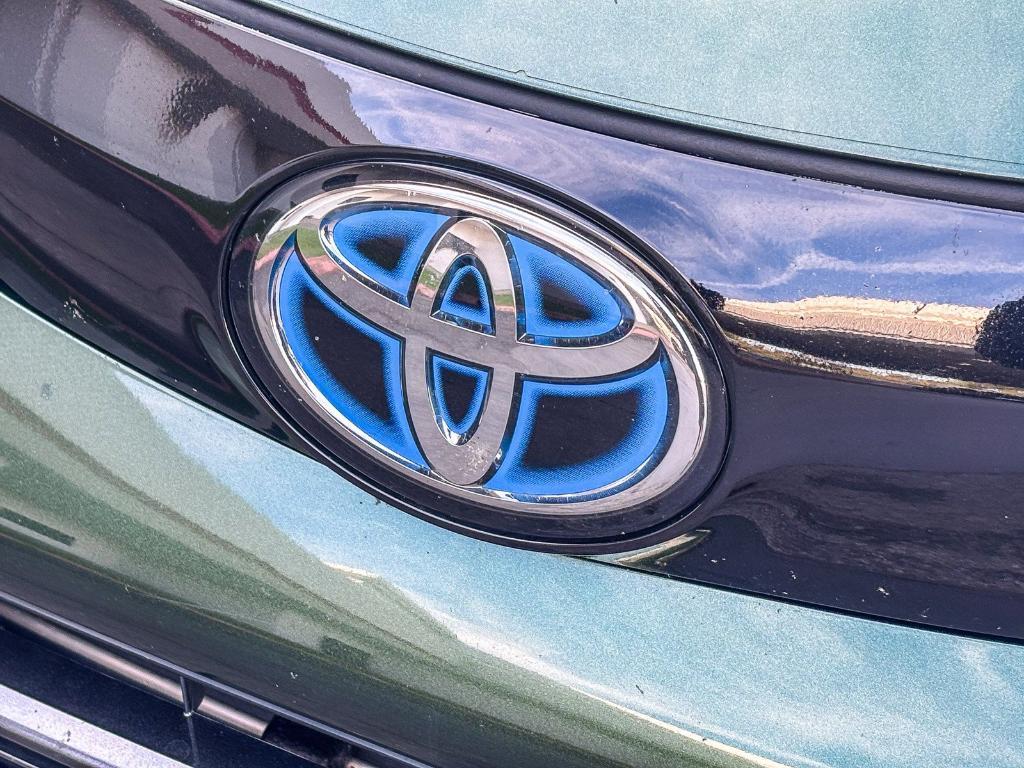 used 2024 Toyota Sienna car, priced at $47,900