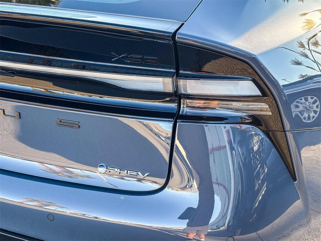 new 2026 Toyota Prius Plug-In Hybrid car, priced at $40,348