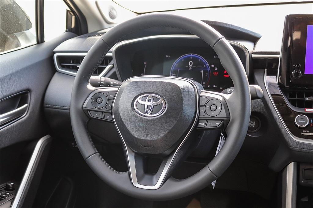 new 2025 Toyota Corolla Cross car, priced at $33,658