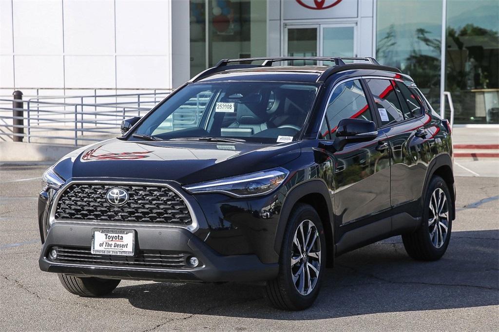 new 2025 Toyota Corolla Cross car, priced at $33,658