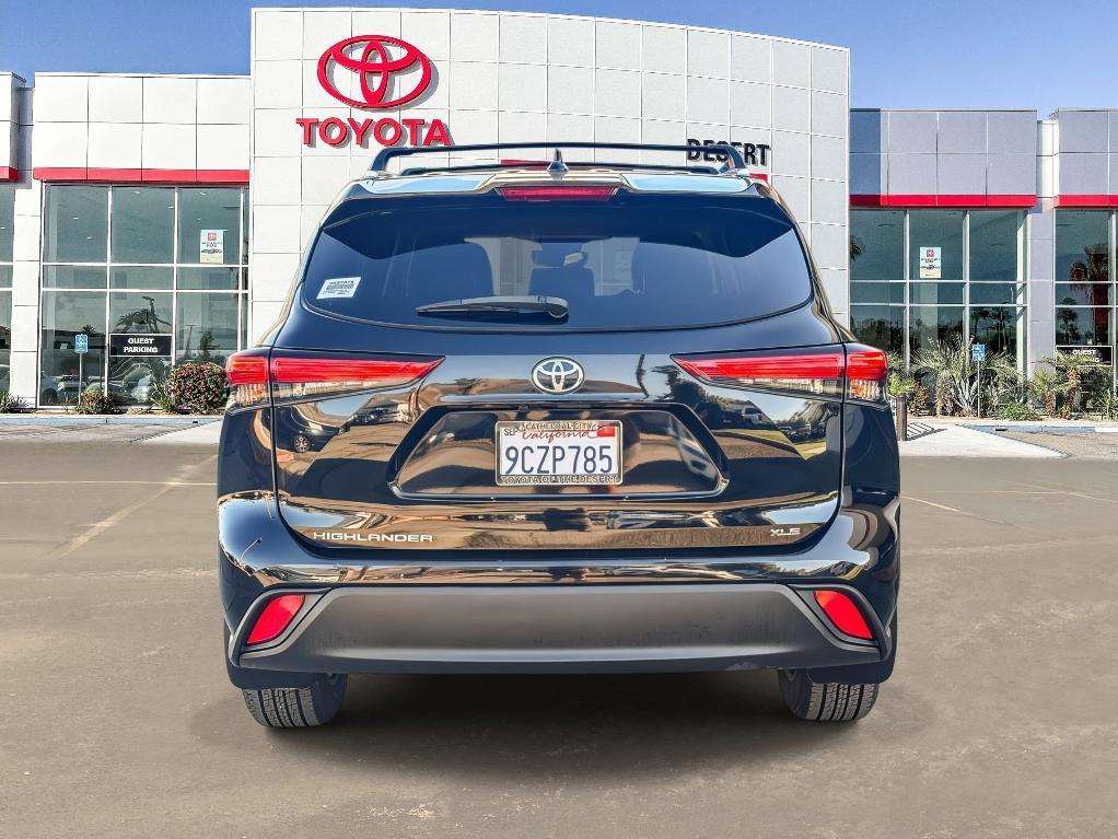 used 2022 Toyota Highlander car, priced at $35,300