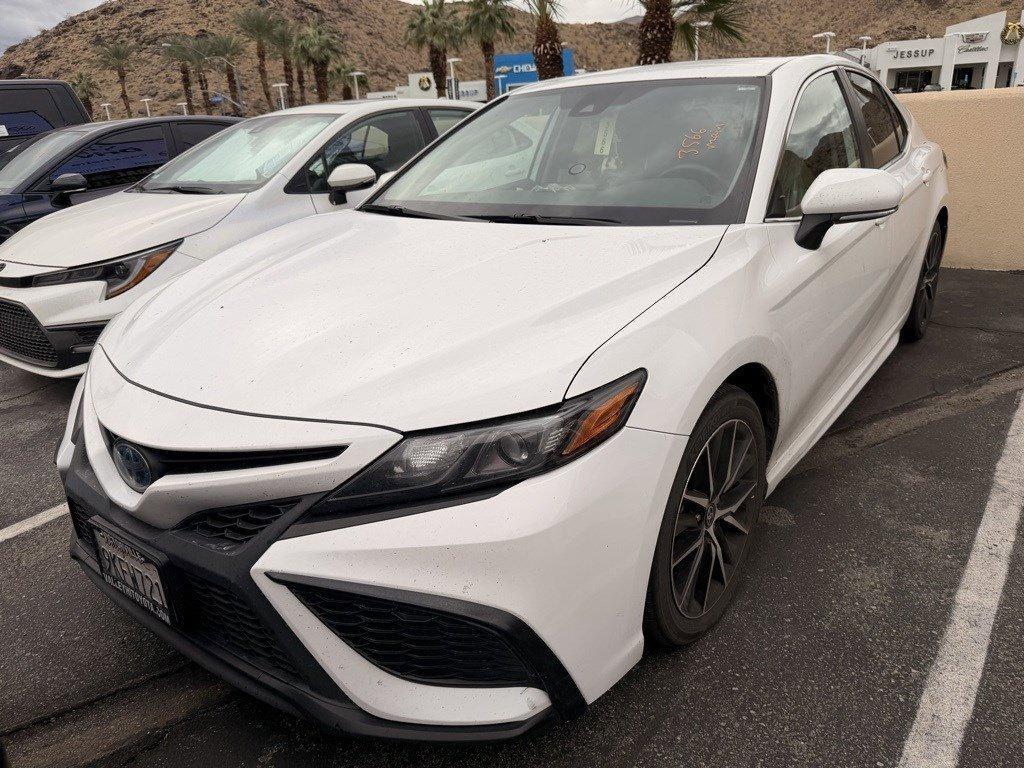 used 2024 Toyota Camry Hybrid car, priced at $25,900
