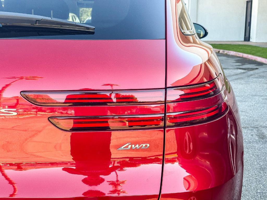 used 2025 Genesis GV70 car, priced at $38,600