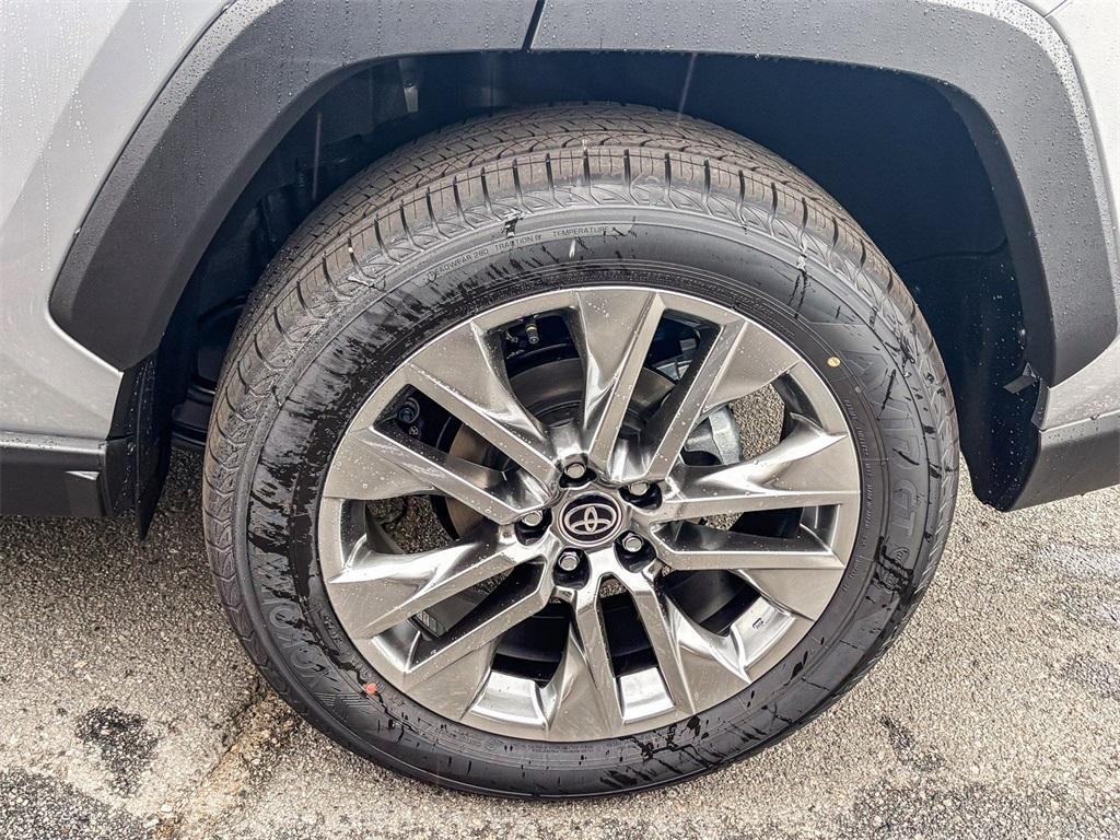 new 2025 Toyota RAV4 car, priced at $39,913