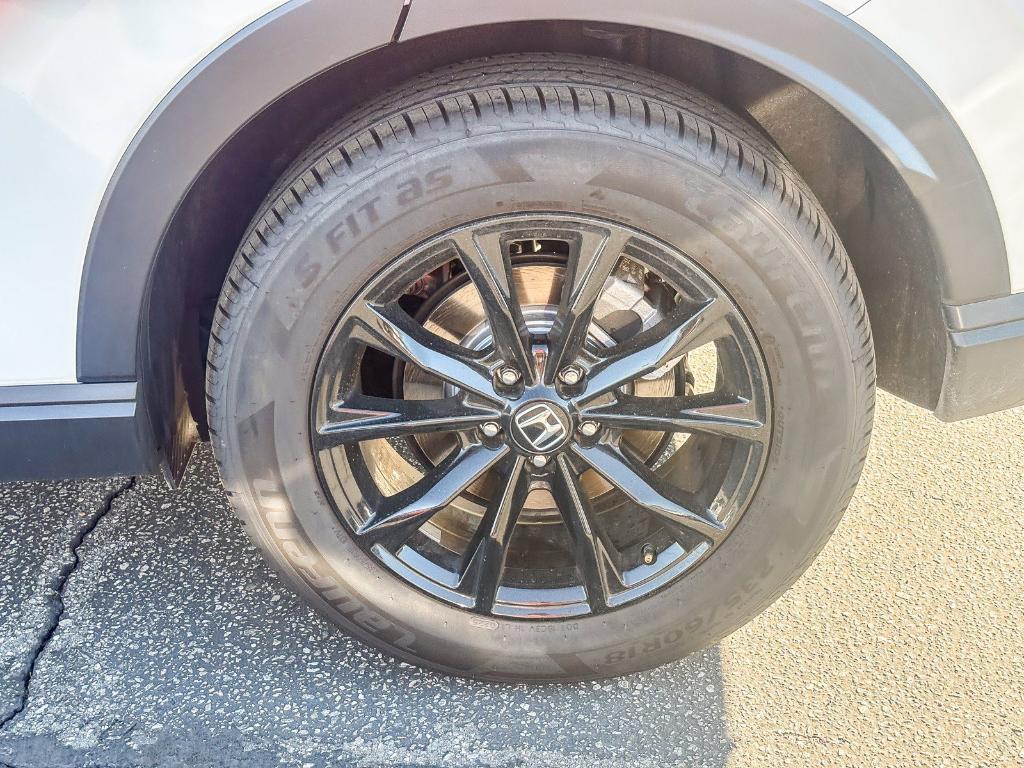 used 2025 Honda CR-V Hybrid car, priced at $32,400