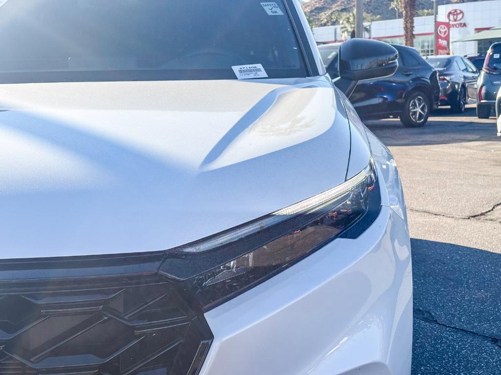 used 2025 Honda CR-V Hybrid car, priced at $32,400