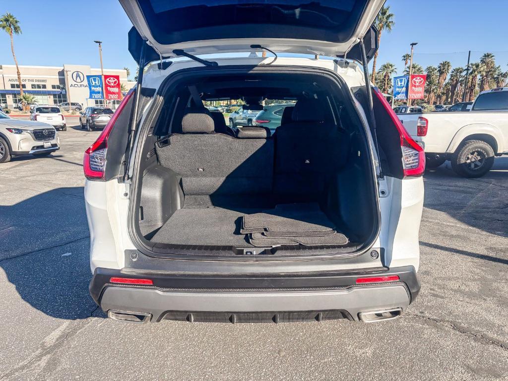 used 2025 Honda CR-V Hybrid car, priced at $32,400