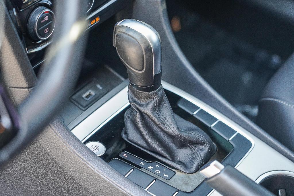 used 2022 Volkswagen Passat car, priced at $19,900