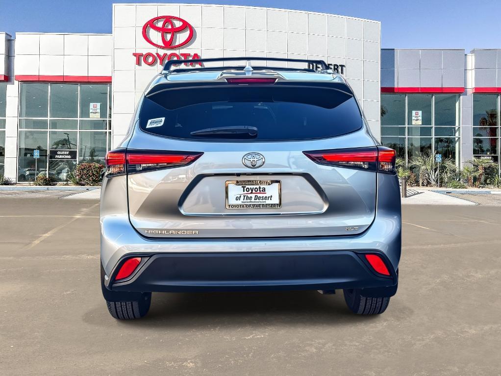 used 2024 Toyota Highlander car, priced at $35,900