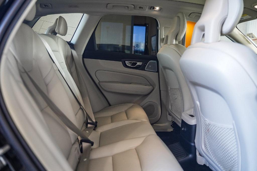 used 2018 Volvo XC60 Recharge Plug-In Hybrid car, priced at $24,900