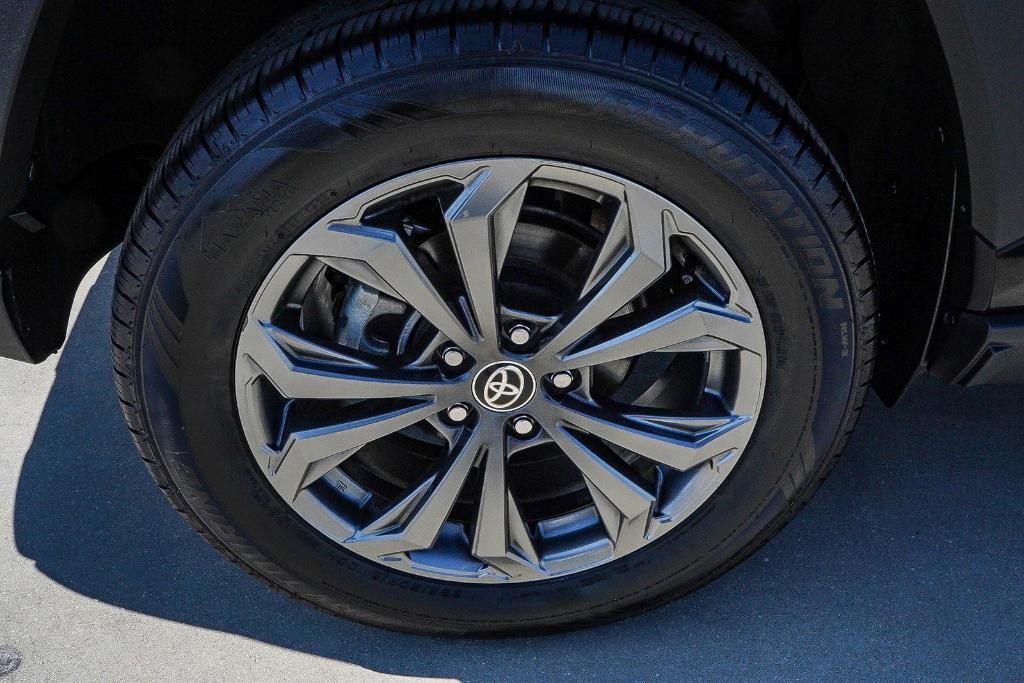 used 2022 Toyota RAV4 Hybrid car, priced at $31,900