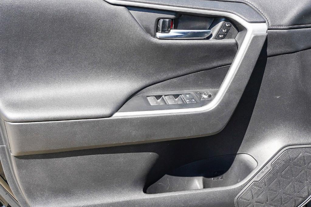 used 2022 Toyota RAV4 Hybrid car, priced at $31,900