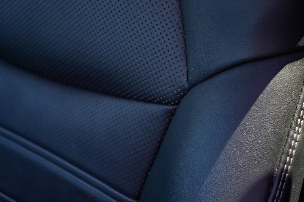 used 2022 Toyota RAV4 Hybrid car, priced at $31,900