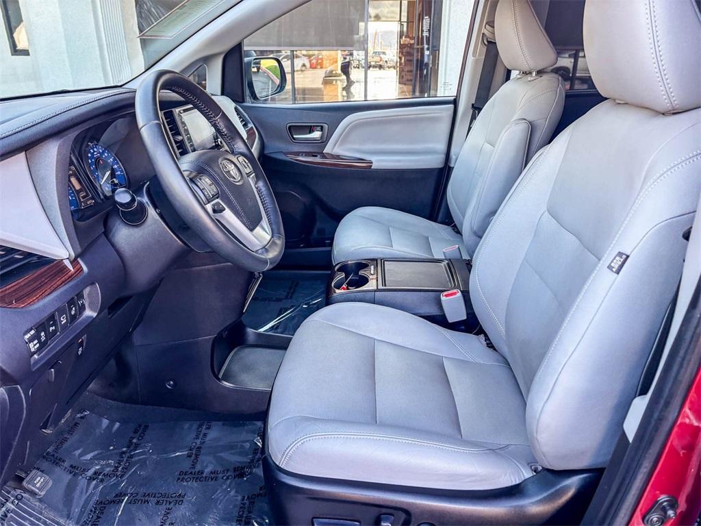 used 2020 Toyota Sienna car, priced at $37,900