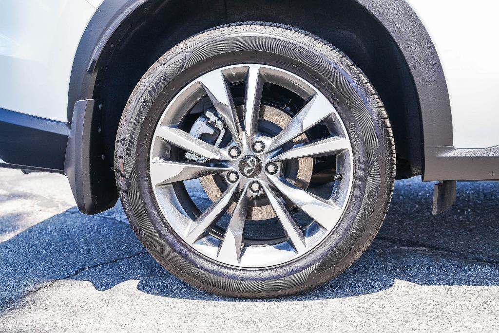 used 2025 INFINITI QX60 car, priced at $46,900