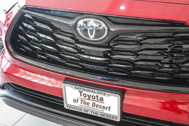 new 2025 Toyota Highlander Hybrid car, priced at $52,142