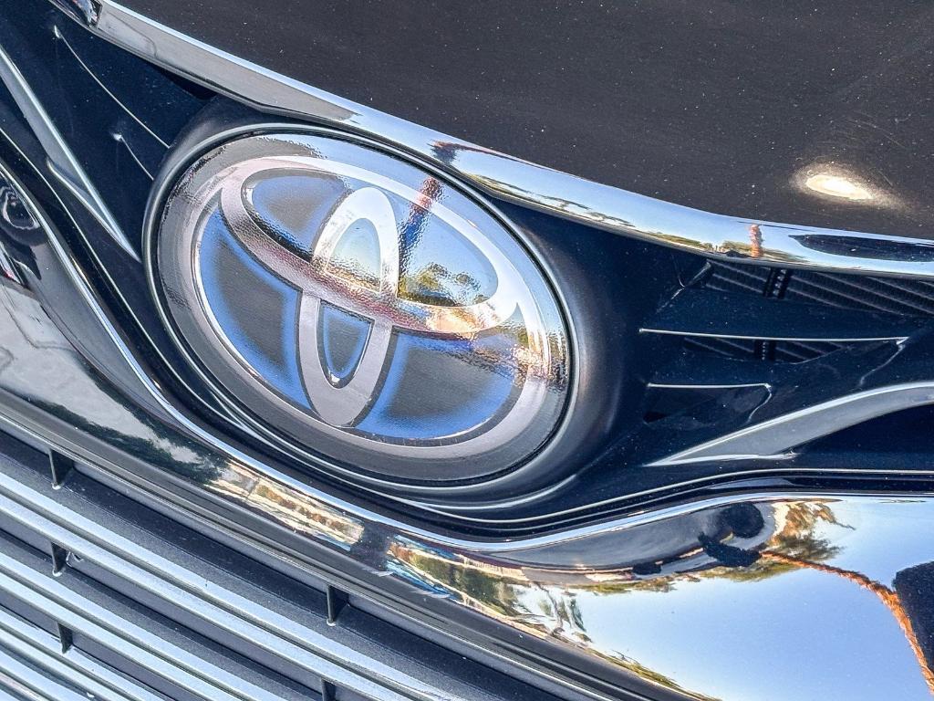 used 2024 Toyota Camry Hybrid car, priced at $31,500