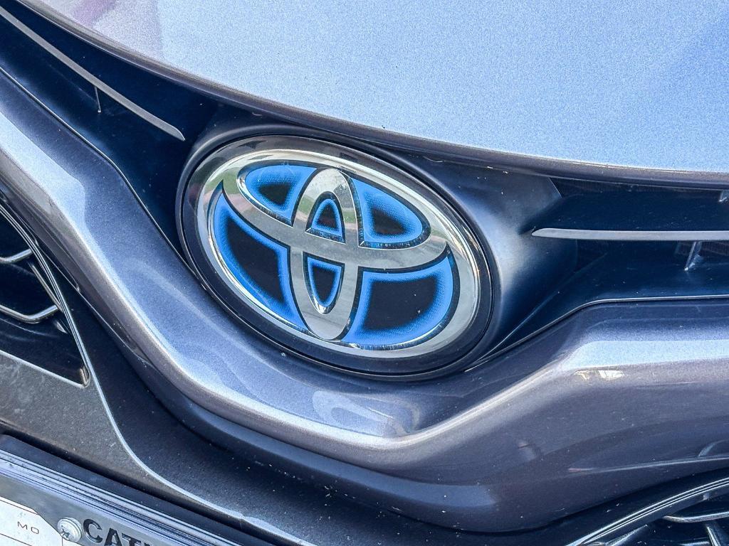 used 2023 Toyota Camry Hybrid car, priced at $25,900