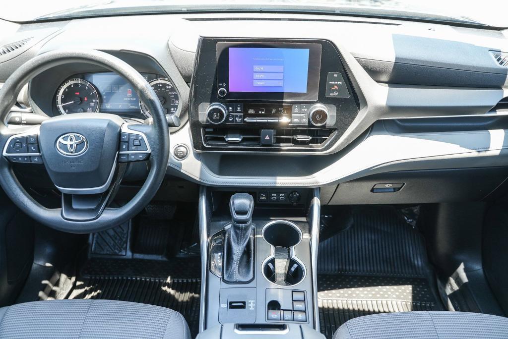 used 2023 Toyota Highlander car, priced at $32,500