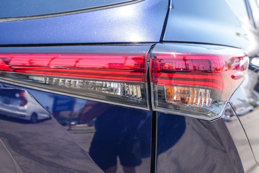 used 2023 Toyota Highlander car, priced at $32,500