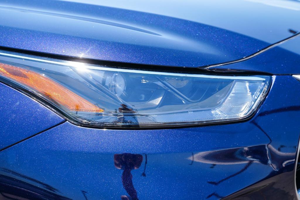 used 2023 Toyota Highlander car, priced at $32,500