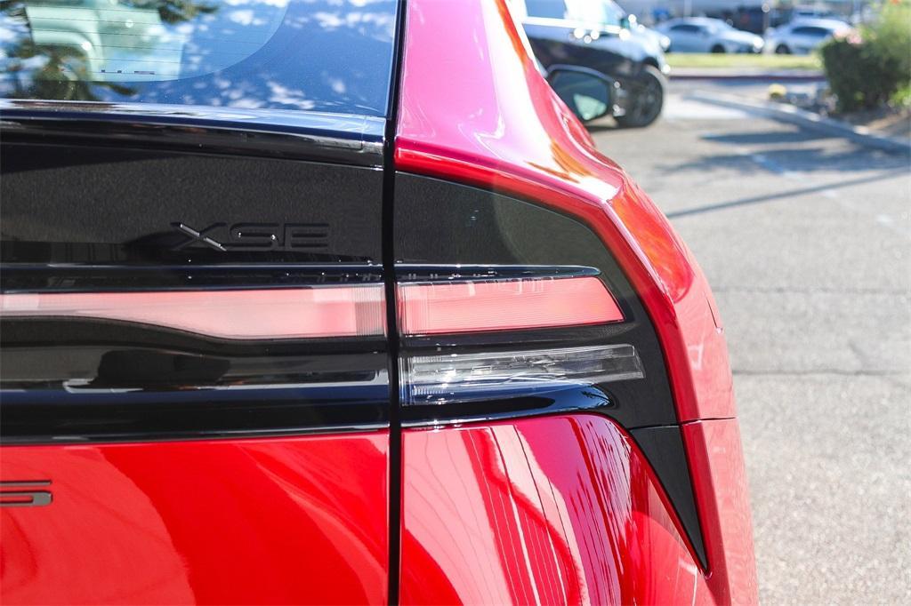 new 2025 Toyota Prius Plug-In Hybrid car, priced at $40,873
