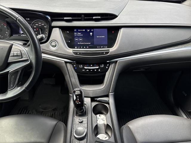 used 2021 Cadillac XT5 car, priced at $28,000