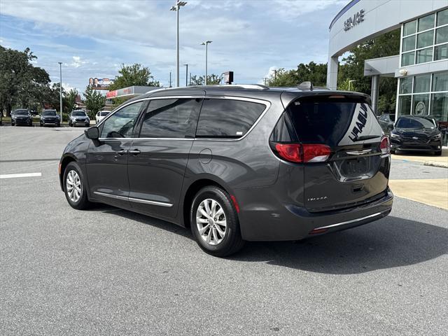 used 2018 Chrysler Pacifica car, priced at $12,999